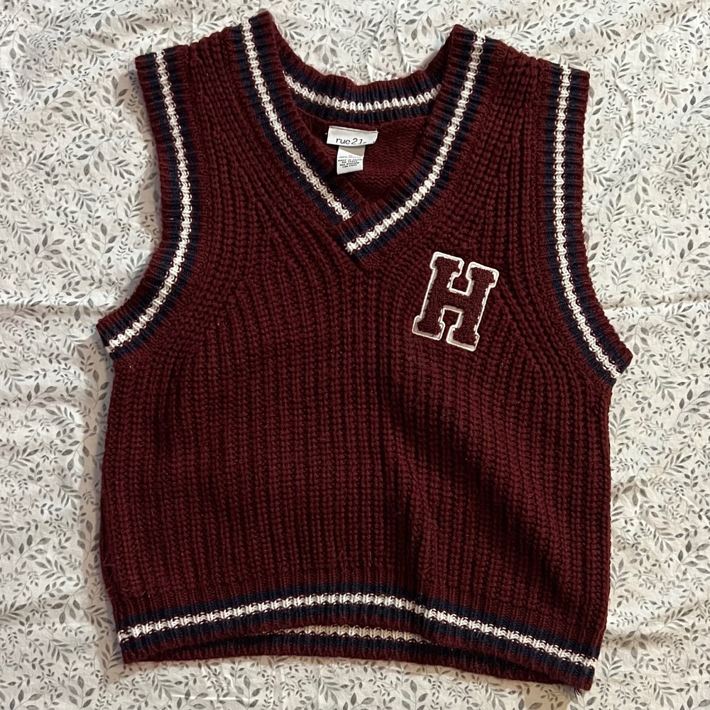 Rue21 Women's Sweater Vest